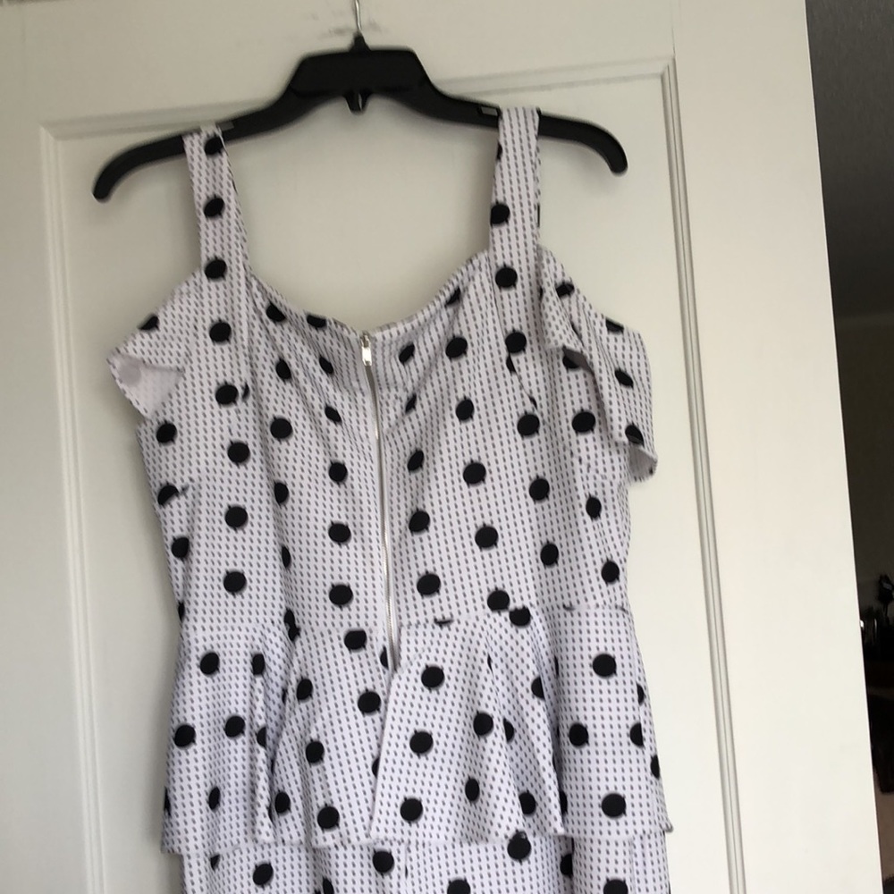 Dress - Picture 4 of 5